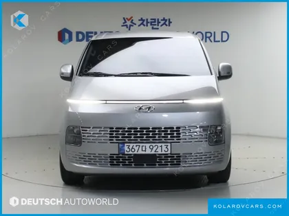 HYUNDAI STARIA TOURER 9-SEATER