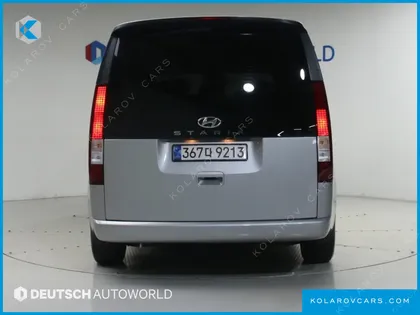 HYUNDAI STARIA TOURER 9-SEATER