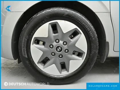HYUNDAI STARIA TOURER 9-SEATER