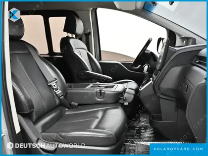 HYUNDAI STARIA TOURER 9-SEATER