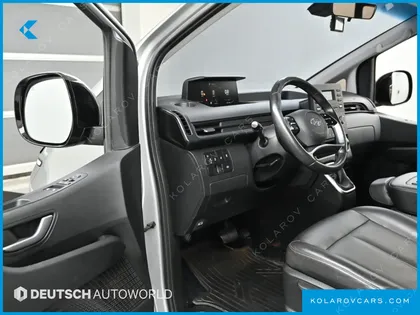 HYUNDAI STARIA TOURER 9-SEATER