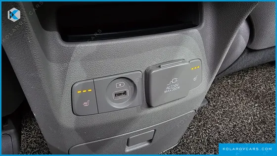 KIA CARNIVAL 9-SEATER NOBLESSE