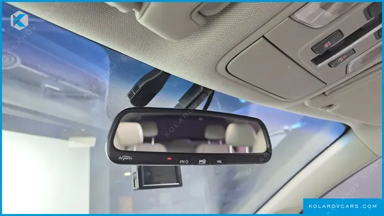 KIA CARNIVAL 9-SEATER NOBLESSE