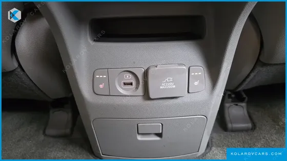 KIA CARNIVAL 9-SEATER NOBLESSE