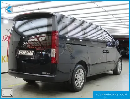 HYUNDAI STARIA CARGO 5-SEATER