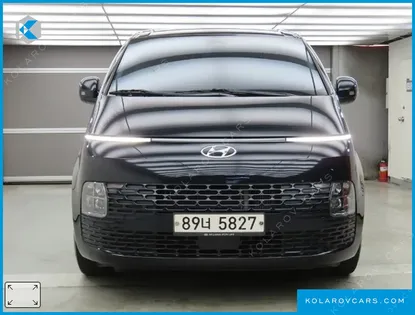 HYUNDAI STARIA CARGO 5-SEATER