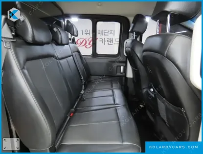 HYUNDAI STARIA CARGO 5-SEATER
