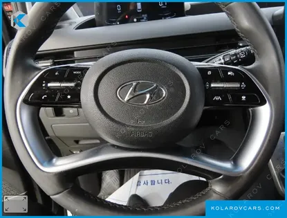 HYUNDAI STARIA CARGO 5-SEATER