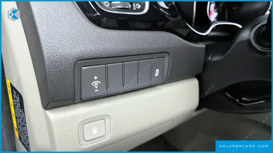 KIA CARNIVAL 9-SEATER PRESTIGE