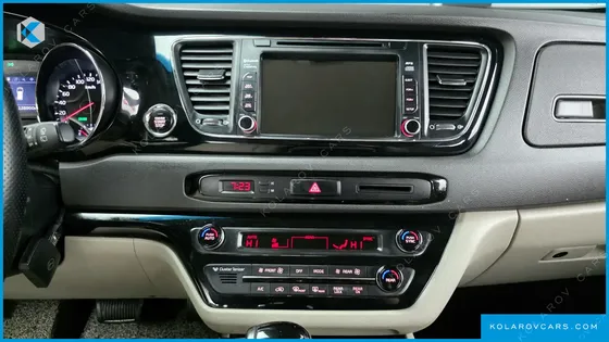 KIA CARNIVAL 9-SEATER PRESTIGE