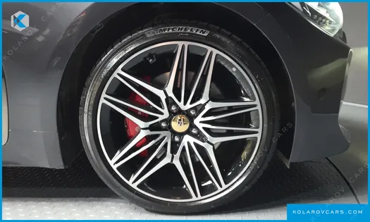 KIA STINGER 3.3 GT AWD
