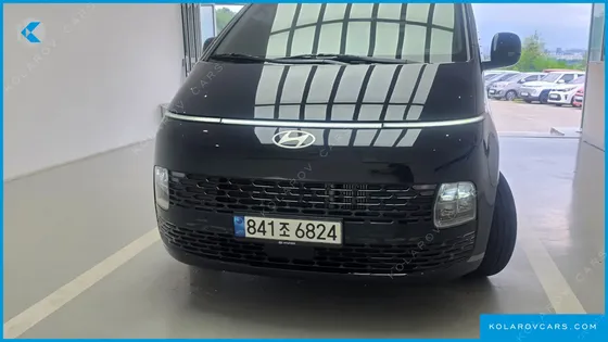 HYUNDAI STARIA CARGO 5-SEATER