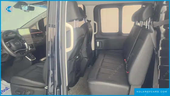 HYUNDAI STARIA CARGO 5-SEATER
