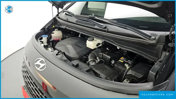 HYUNDAI STARIA TOURER 9-SEATER