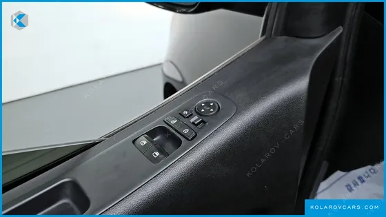 HYUNDAI STARIA TOURER 9-SEATER