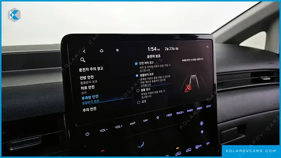 HYUNDAI STARIA TOURER 9-SEATER