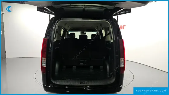 HYUNDAI STARIA TOURER 9-SEATER