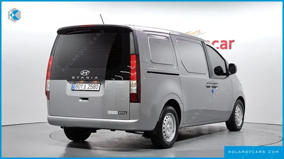 HYUNDAI STARIA CARGO 3-SEATER