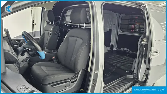 HYUNDAI STARIA CARGO 3-SEATER