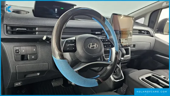 HYUNDAI STARIA CARGO 3-SEATER