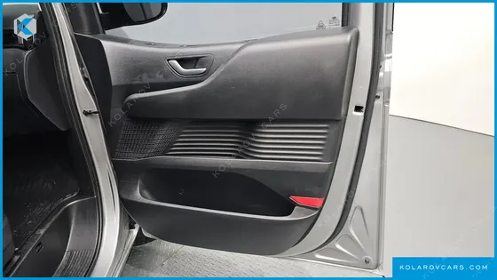 HYUNDAI STARIA CARGO 3-SEATER