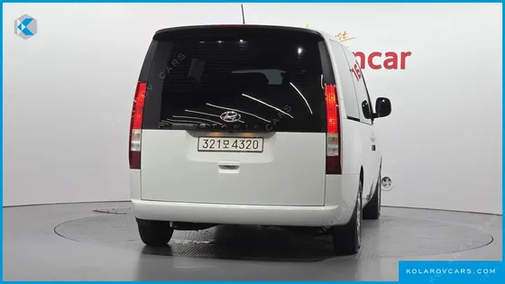HYUNDAI STARIA TOURER 9-SEATER