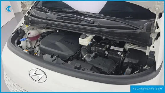 HYUNDAI STARIA TOURER 9-SEATER