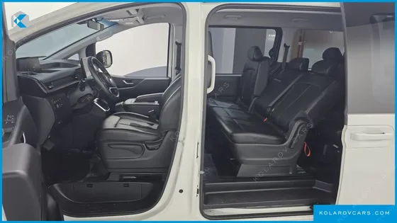 HYUNDAI STARIA TOURER 9-SEATER