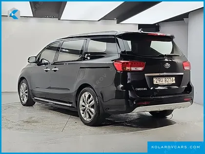 KIA CARNIVAL 7-SEATER LIMOUSINE
