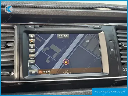 KIA CARNIVAL 7-SEATER LIMOUSINE