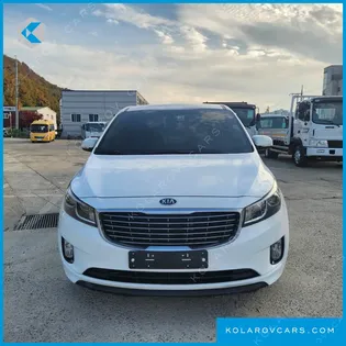 KIA CARNIVAL 6-SEATER WHEELCHAIR LIFT