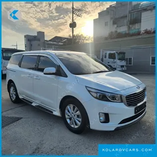KIA CARNIVAL 6-SEATER WHEELCHAIR LIFT