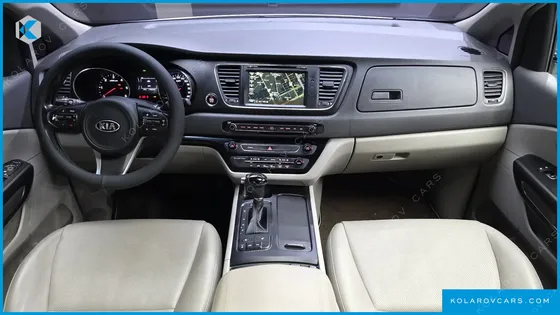 KIA CARNIVAL 9-SEATER LUXURY