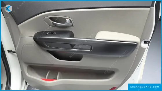 KIA CARNIVAL 9-SEATER LUXURY
