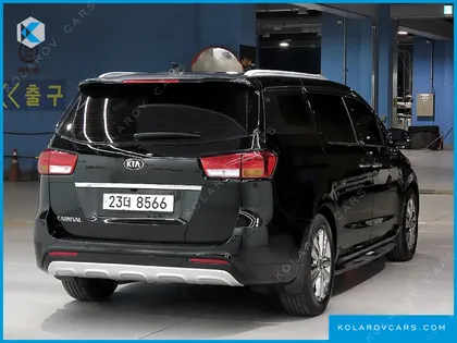 KIA CARNIVAL 9-SEATER PRESTIGE