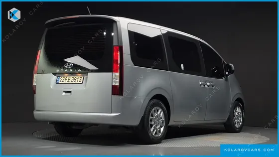 HYUNDAI STARIA TOURER 9-SEATER