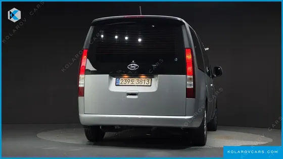 HYUNDAI STARIA TOURER 9-SEATER