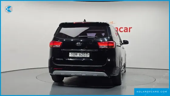 KIA CARNIVAL 9-SEATER PRESTIGE