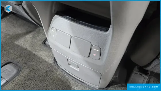 KIA CARNIVAL 9-SEATER PRESTIGE