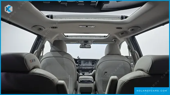 KIA CARNIVAL 9-SEATER PRESTIGE