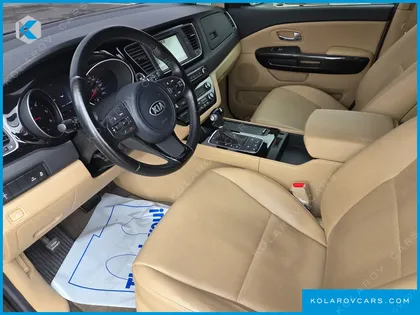 KIA CARNIVAL 9-SEATER PRESTIGE