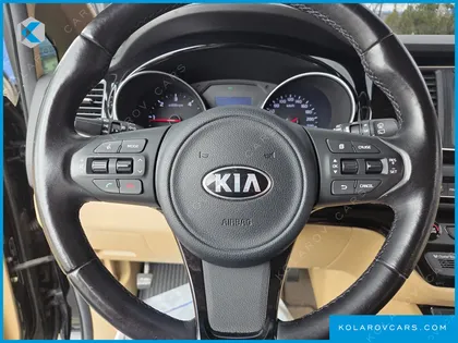 KIA CARNIVAL 9-SEATER PRESTIGE