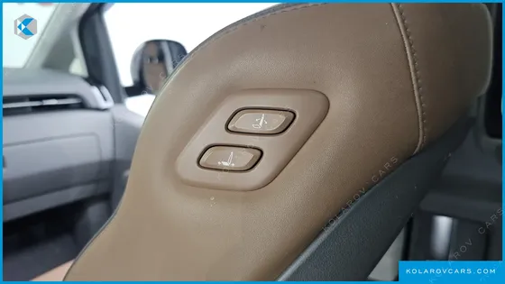 HYUNDAI STARIA L3.5 LOUNGE 9-SEATER