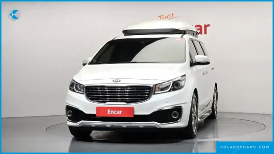 KIA CARNIVAL 9-SEATER OUTDOOR