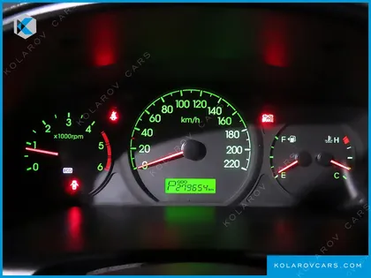 HYUNDAI STAREX 3-SEATER VAN