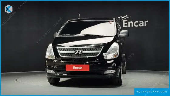 HYUNDAI STAREX 5-SEATER VAN