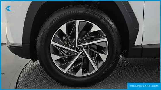 HYUNDAI TUCSON GASOLINE 1.6 TURBO 2WD