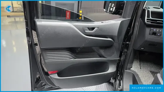 HYUNDAI STARIA HEV 1.6T TOURER 9-SEATER