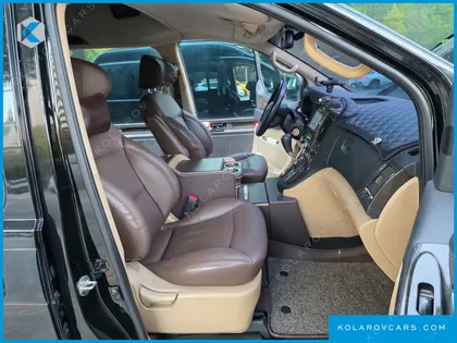 HYUNDAI STAREX 4WD LIMOUSINE