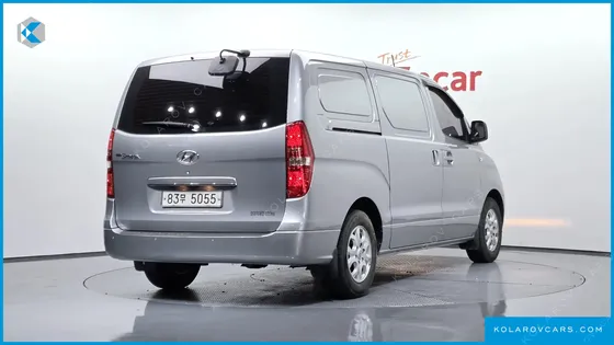 HYUNDAI STAREX 3-SEATER VAN
